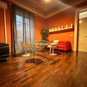 38,velasquez Apartment